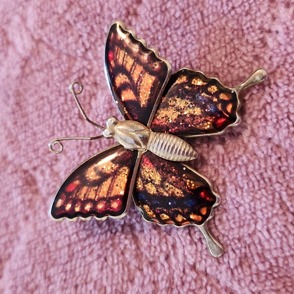 Vintage Butterfly Brooch Pin Taiwan Gold Tone  Brown Enamel